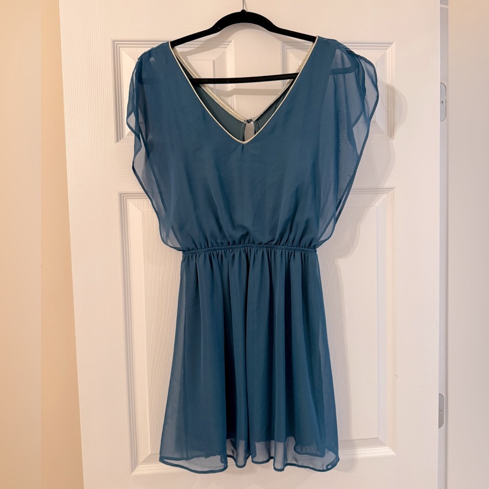 Elegant French Teal tunic top, US size Small/Medium - NWOT